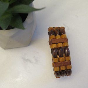 Wooden expandable bracelet